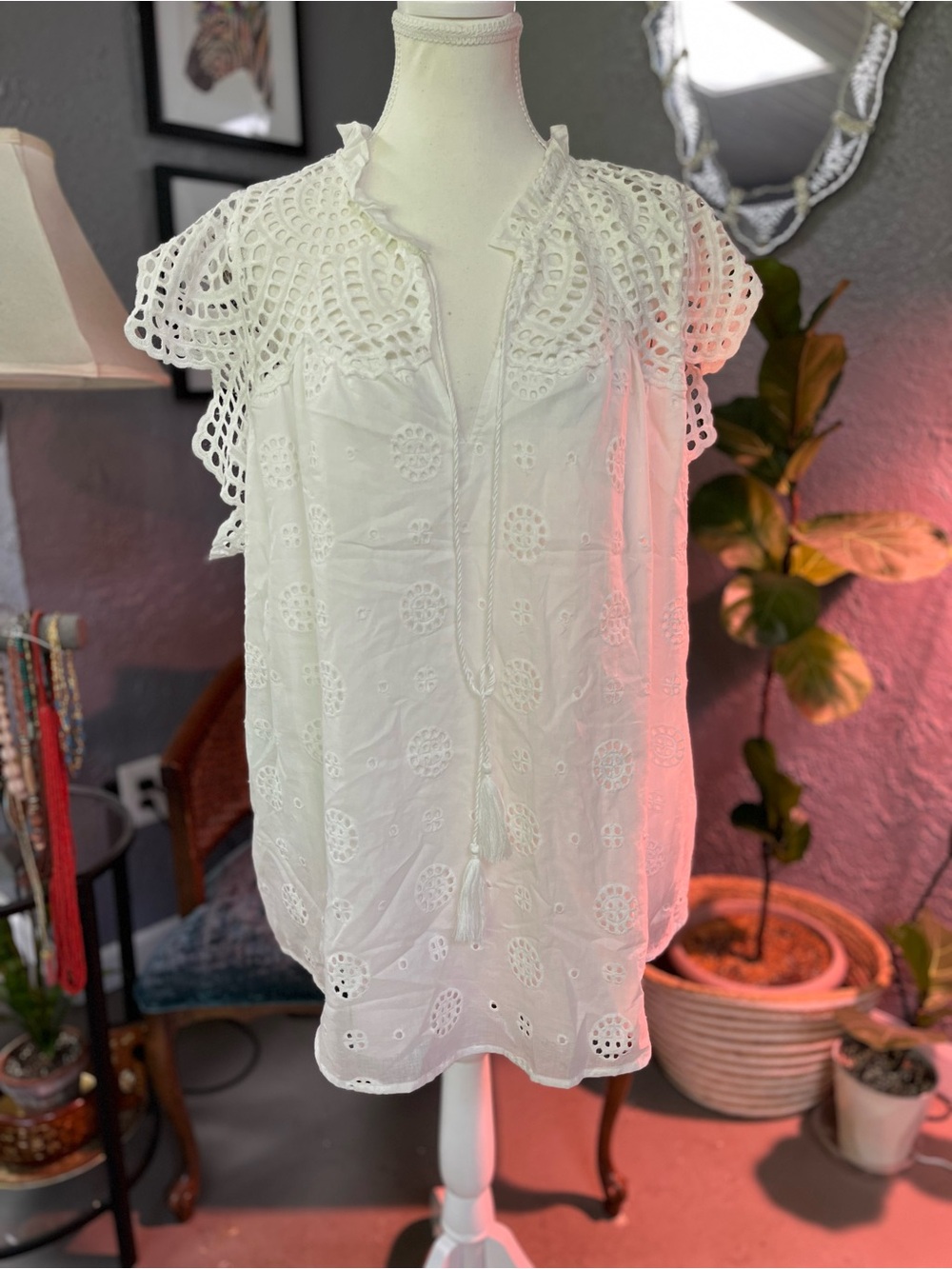 Sugarlips Finna Lace Tassel Tie Blouse White Cap Sleeve Size 2X